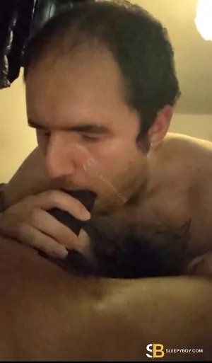Gay Escort Edward 25yr - sucking