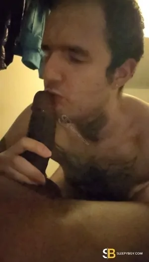 Gay Escort Edward 25yr - sucking
