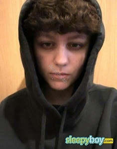 transgender (FTM) rent boy Aberdeen Ftmtwinktoni