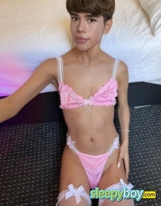 male rent boy London Alo Femboy