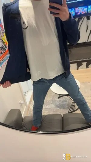 Gay Escort Zakarie_18 19yr - role