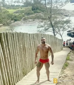 Bisexual Escort Marcos Fernando 27yr - licking
