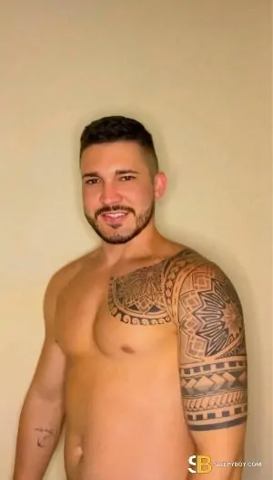 Bisexual Escort Gabriel 25yr - licking
