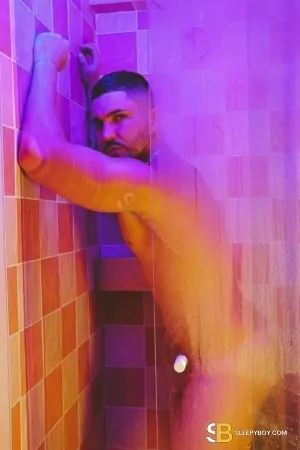 Bisexual Escort Emanuel 25yr - sucking