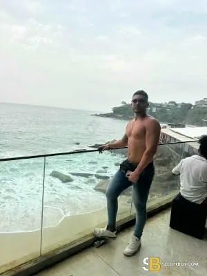 Bisexual Escort Emanuel 25yr - licking
