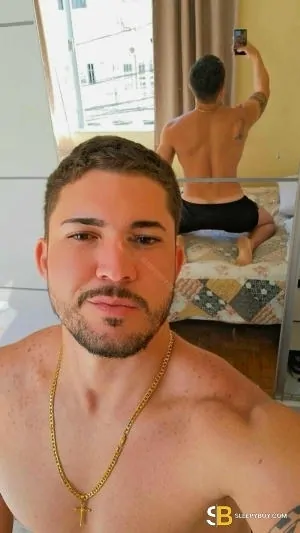 Bisexual Escort Emanuel 25yr - sucking