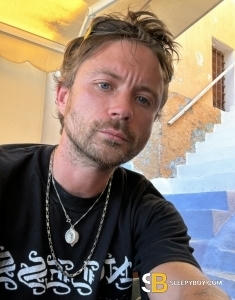 male rent boy Lower Clapton Roman