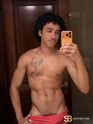 Gay Escort Jorge Curly 23yr - role