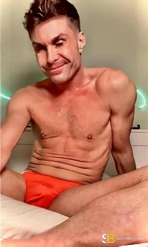 Gay Escort William 38yr - gangbang