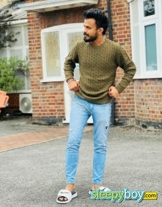 male escort Harrow Weald Yash