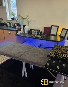 male rent boy Knottingley Christopher