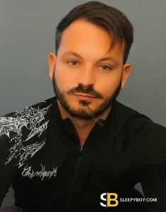 male rent boy Darlington Gee