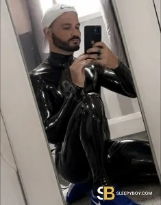 male rent boy Darlington Gee