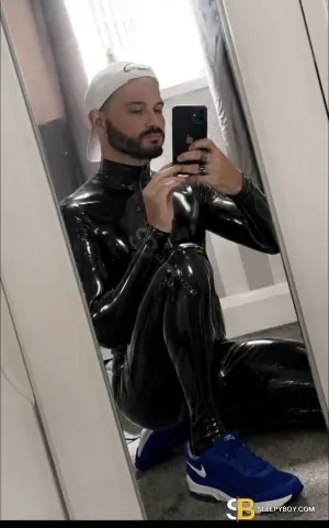 Gay Escort Gee 30yr - double penetration