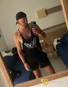 male rent boy Darlington Gee