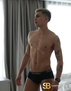 male escort Victoria Versatile Boy