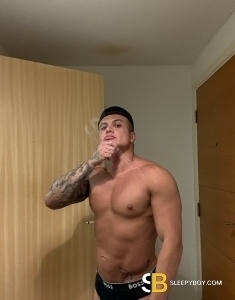 male rent boy Cardiff Massi
