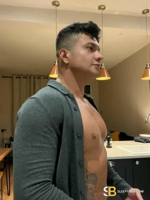 Gay Escort Massi 35yr - licking