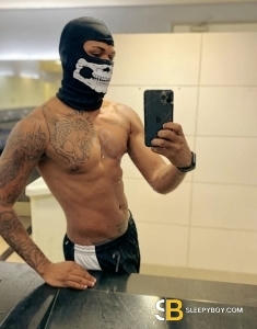 male rent boy Manchester Theo Body