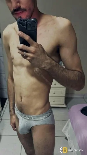 Gay Escort Oliver 28yr - blowjob
