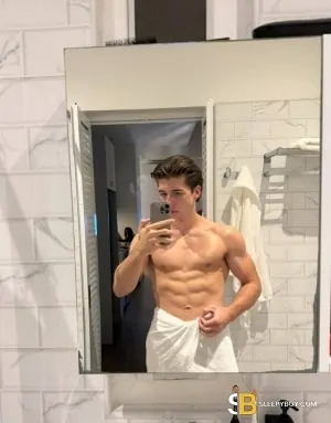 Bisexual Escort Adam 19yr - always safe sex