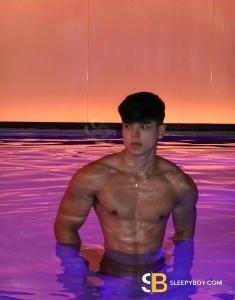 male escort London Felipeyoungxxl