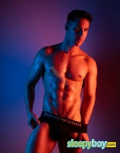 male escort London Neto