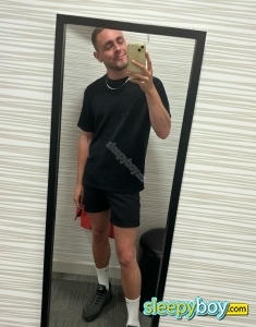 male escort Wellingborough Kam