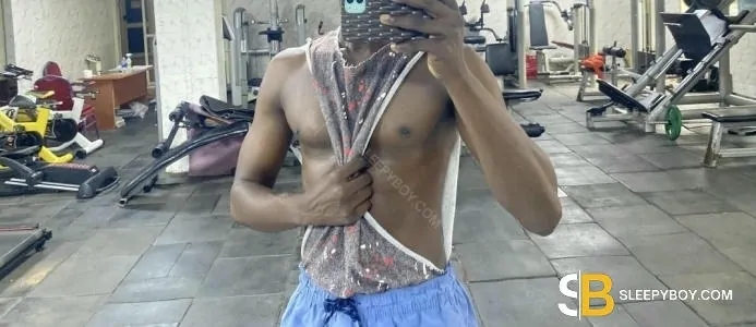 Gay Escort Maurice 33yr - exhibitionist