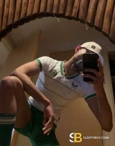 male escort Dunfermline Zee