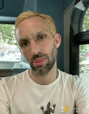 Gay Escort Marx 43yr - role