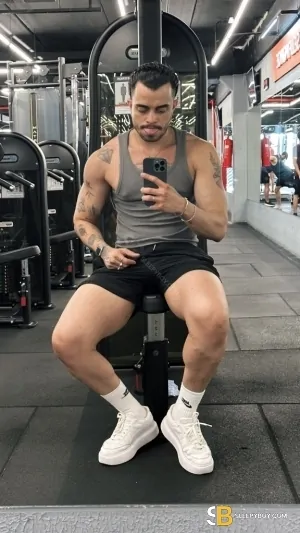 Gay Escort Xlphillip 30yr - licking