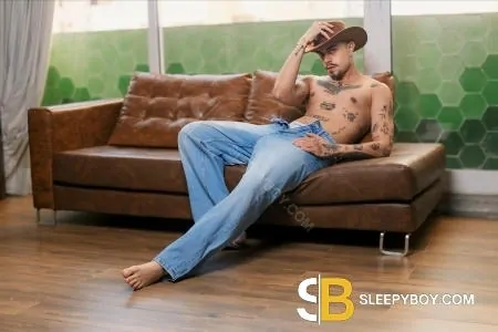 Gay Escort Phillip 30yr - role