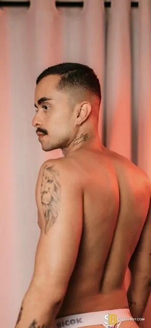 Gay Escort Xlphillip 30yr - licking