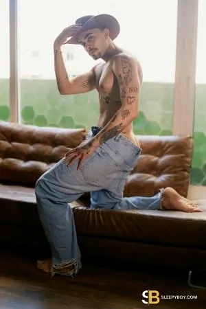 Gay Escort Phillip 30yr - sucking