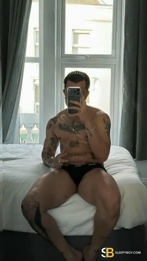 Gay Escort Xlphillip 30yr - sucking