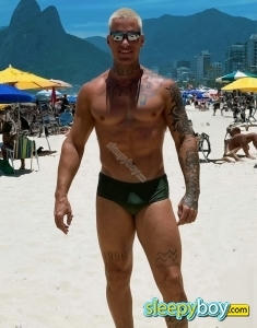 male escort London Tiago