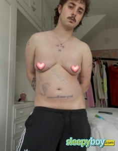 transgender (FTM) escort London R