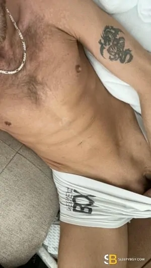 Gay Escort Jack 33yr - shaving