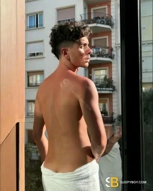 Gay Escort Zack 20yr - role