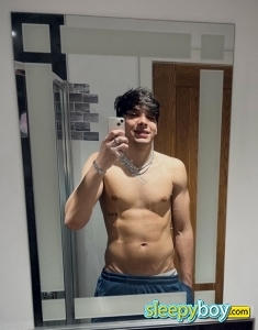 male escort Reading Guilherme