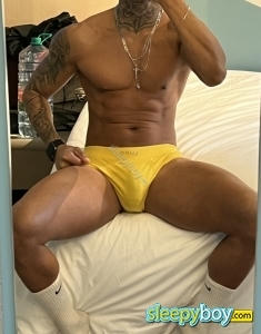 male escort London Renan