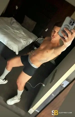 Bisexual Escort Jorge 28yr - role