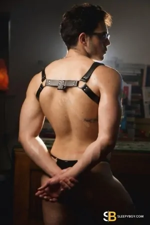 Gay Escort Diego 30yr - licking