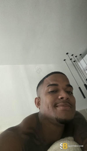 Bisexual Escort Hot Cousins 27yr - licking