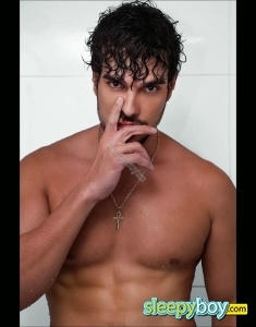 male escort Victoria Gabriel Xxl