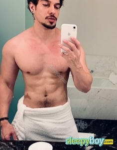 male escort Victoria Gabriel Xxl