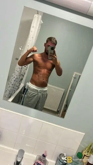 Bisexual Escort Antony 24yr - licking