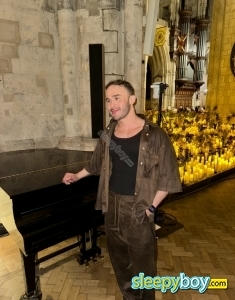 male rent boy Clapham Common Arthur