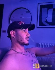 male rent boy Cardiff Kadu